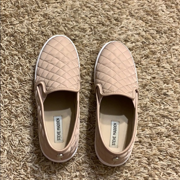 Steve Madden Shoes - size 10 steve madden shoes